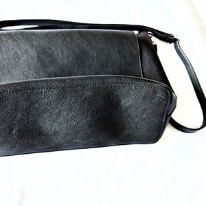 Crossbody Black Large Bag. 17 x 11 x 9.